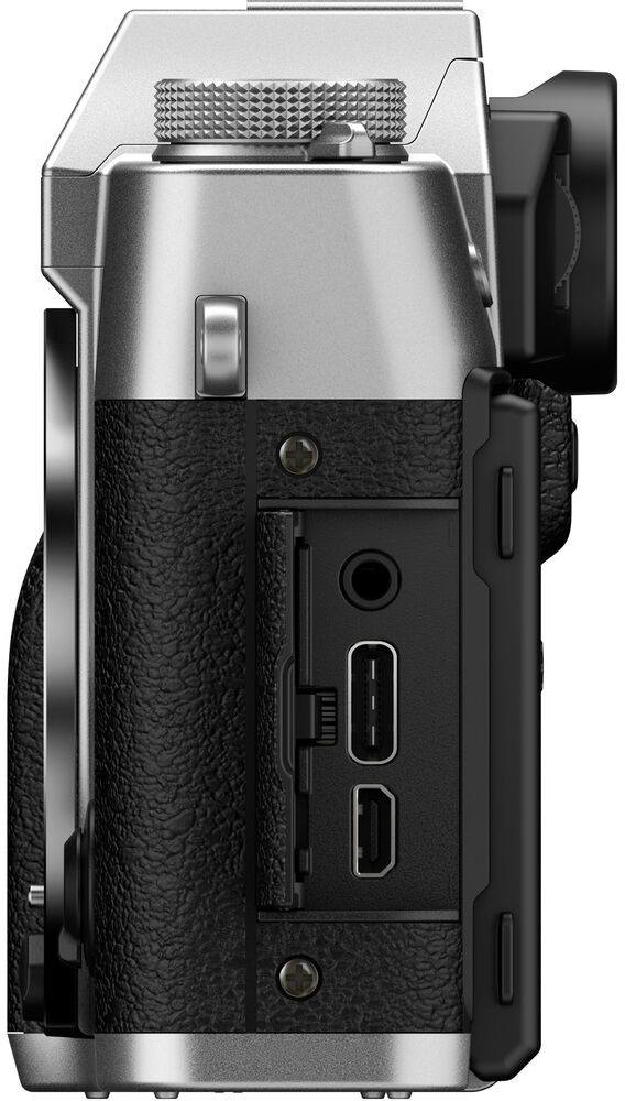 Ezüst kamera fekete markolattal, csatlakozók: fejhallgató, USB-C, HDMI.