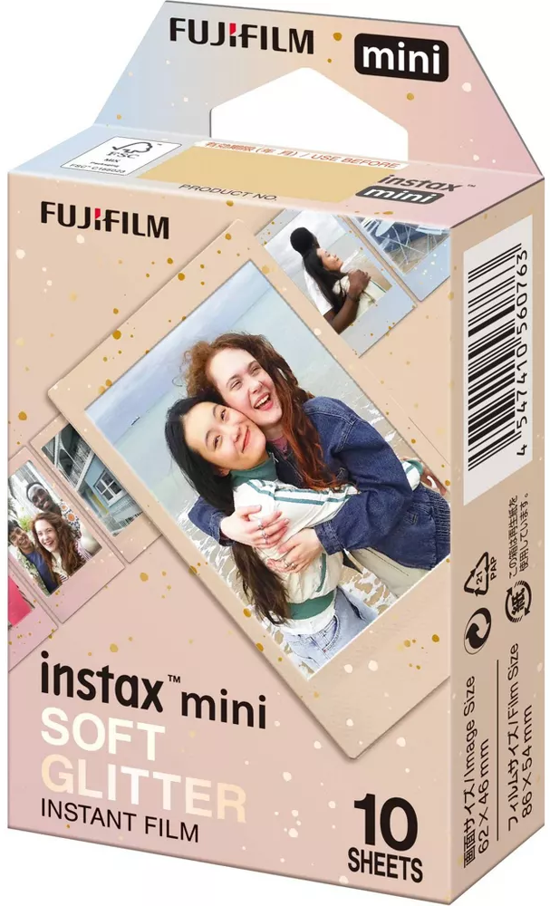 Fujifilm Instax Mini Soft Glitter azonnali film doboza baráti képekkel.