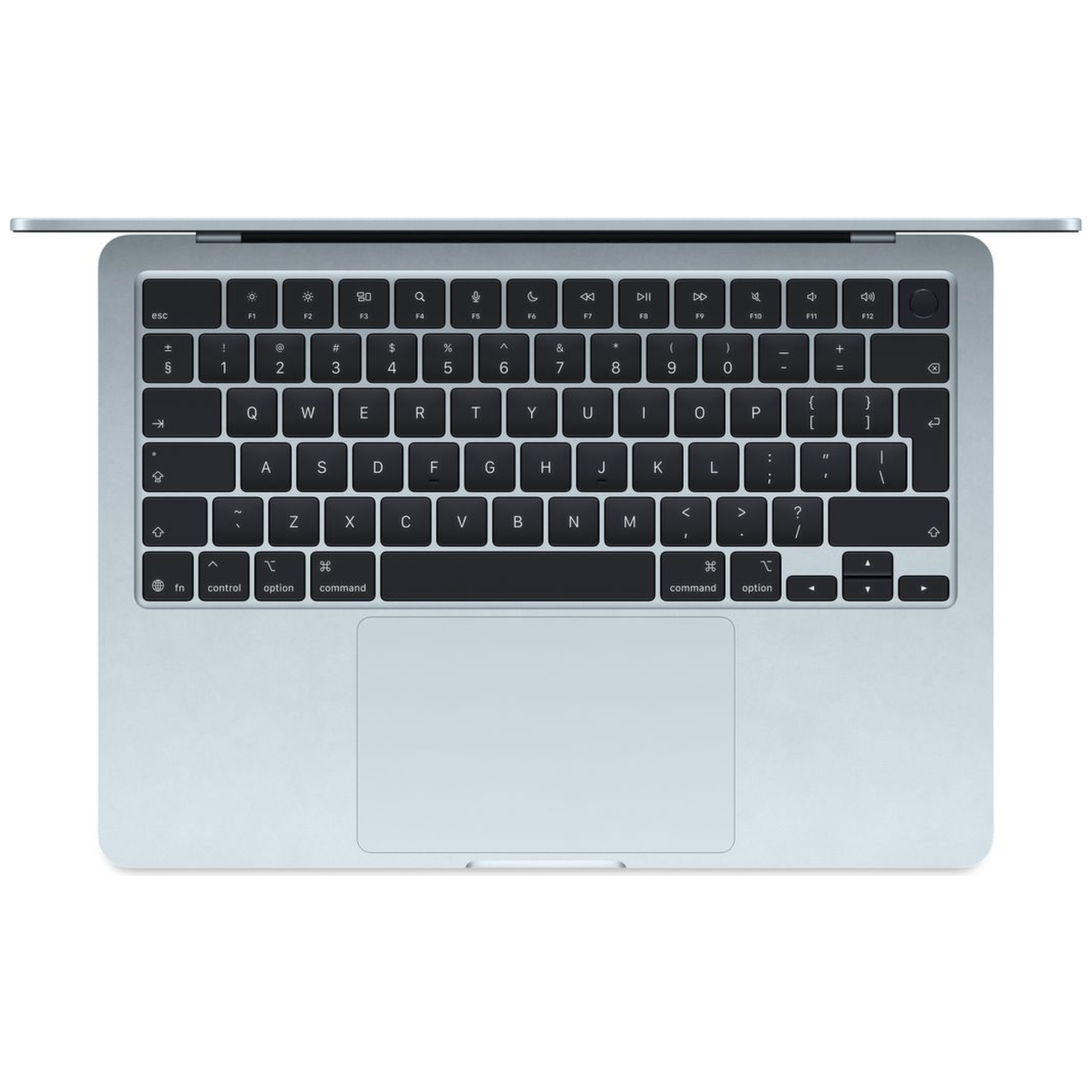 Een lichtblauwe MacBook met het deksel open, met zichtbaar toetsenbord en trackpad.