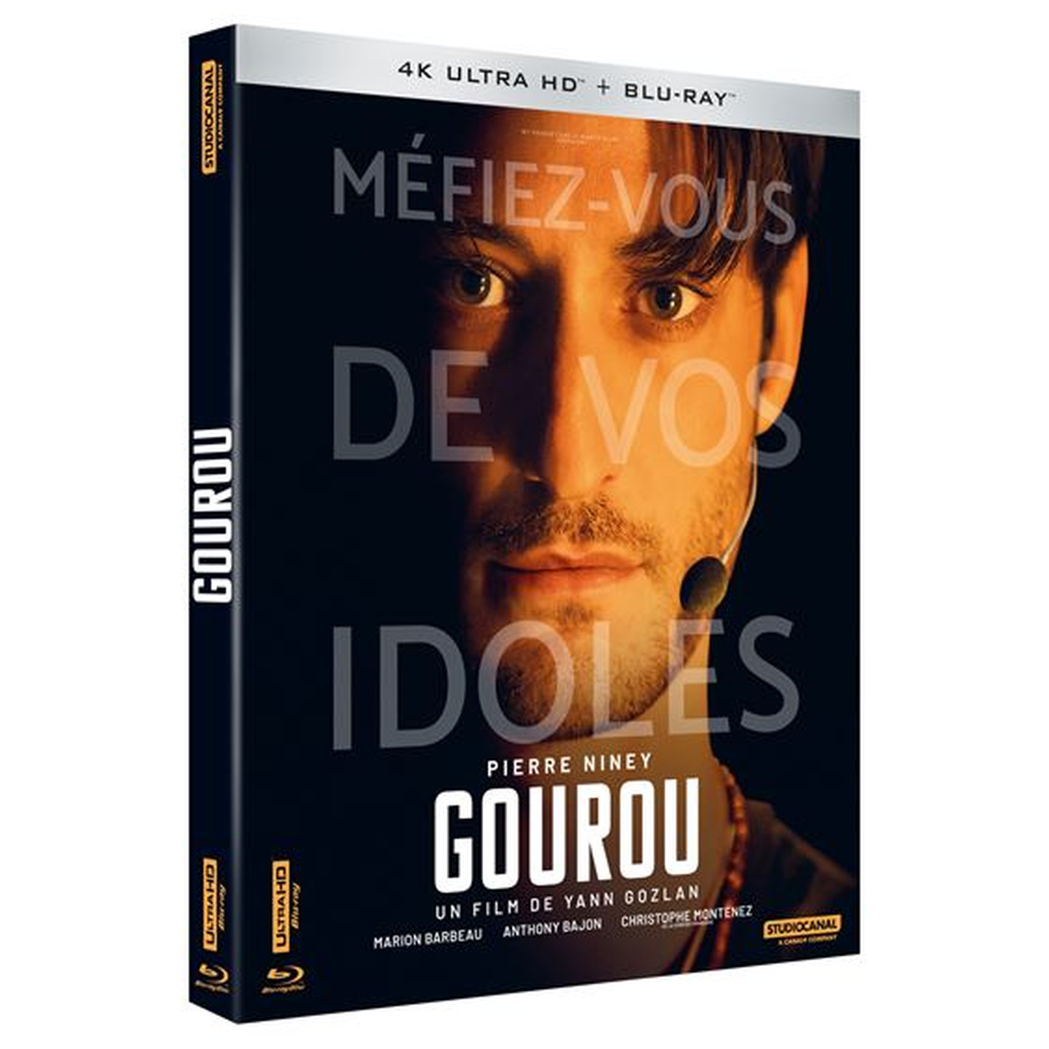 Boîtier Blu-ray avec le visage de Pierre Niney et le titre du film "Gourou".
