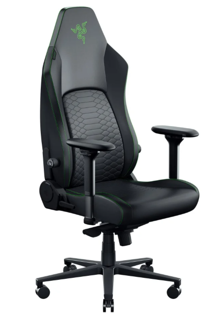 Czarny fotel gamingowy z zielonymi akcentami i wzorem skóry węża na siedzisku.