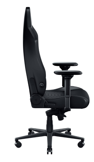 Czarny fotel gamingowy z regulowanymi podłokietnikami, widok z profilu.