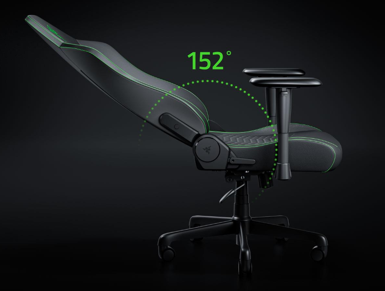 Czarny fotel gamingowy z odchylanym oparciem 152 stopnie, zielone akcenty.