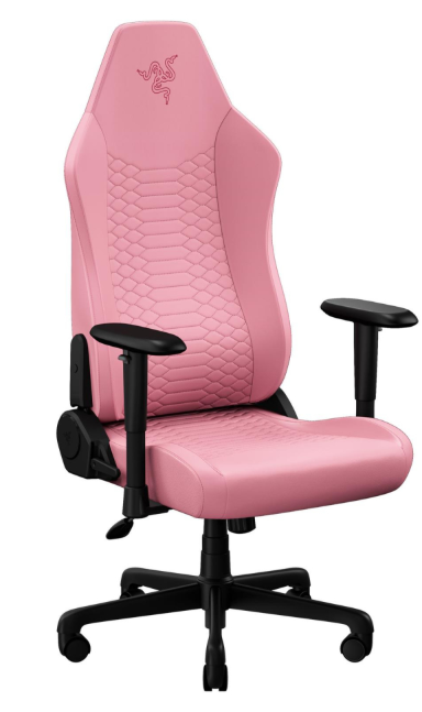 Różowe krzesło gamingowe z czarnym logo Razer i wzorem skóry węża.