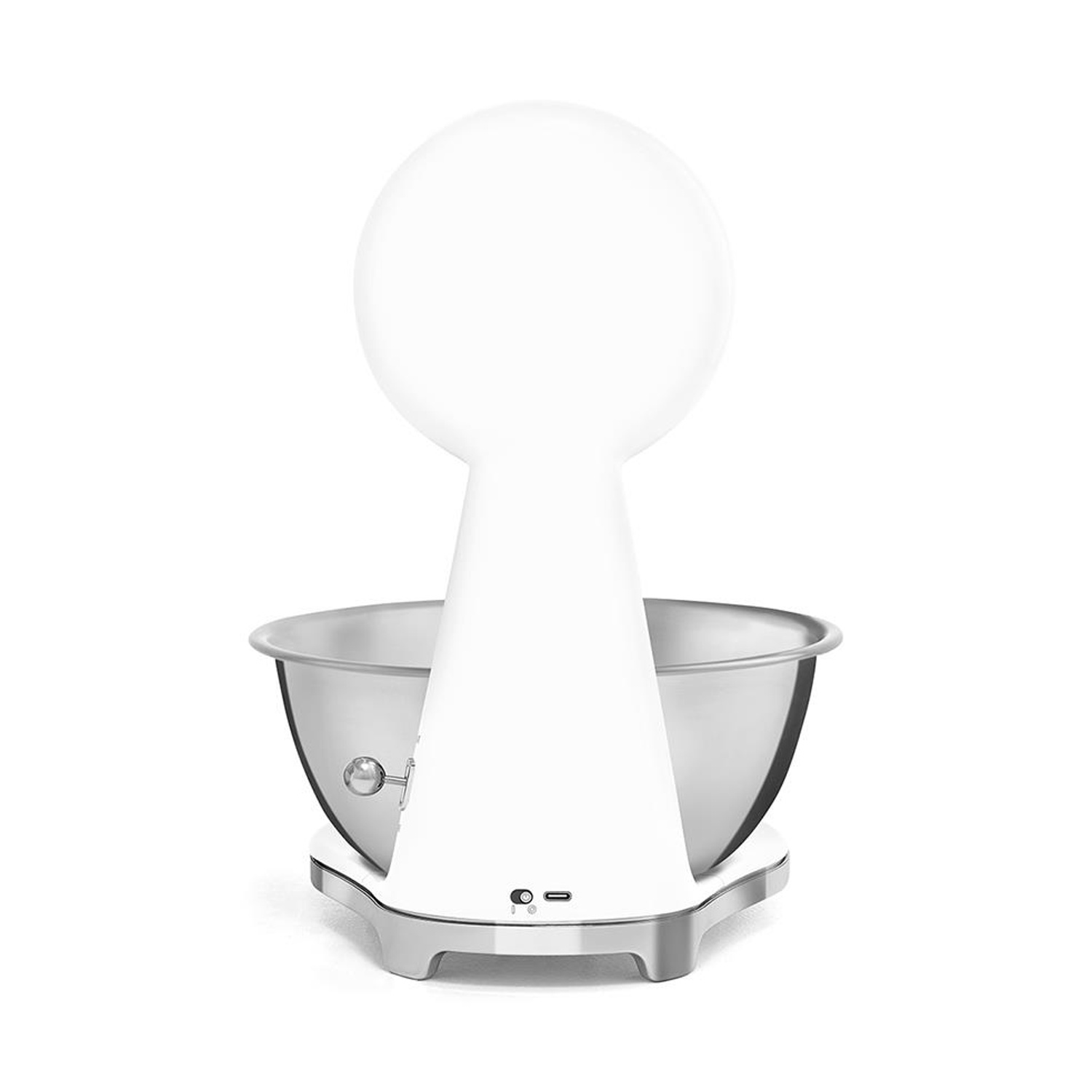 Un impastatore bianco con ciotola in acciaio inox su sfondo bianco.
