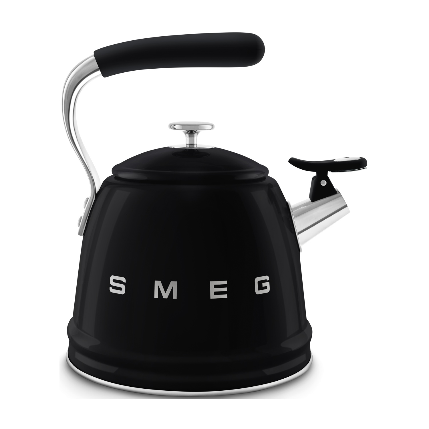 Bollitore Smeg nero con manico e coperchio argentati su sfondo bianco.