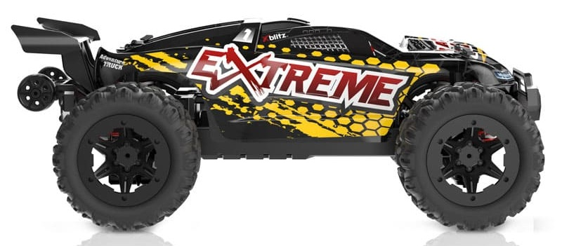 Czarna ciężarówka monster z żółtymi akcentami i napisem EXTREME.