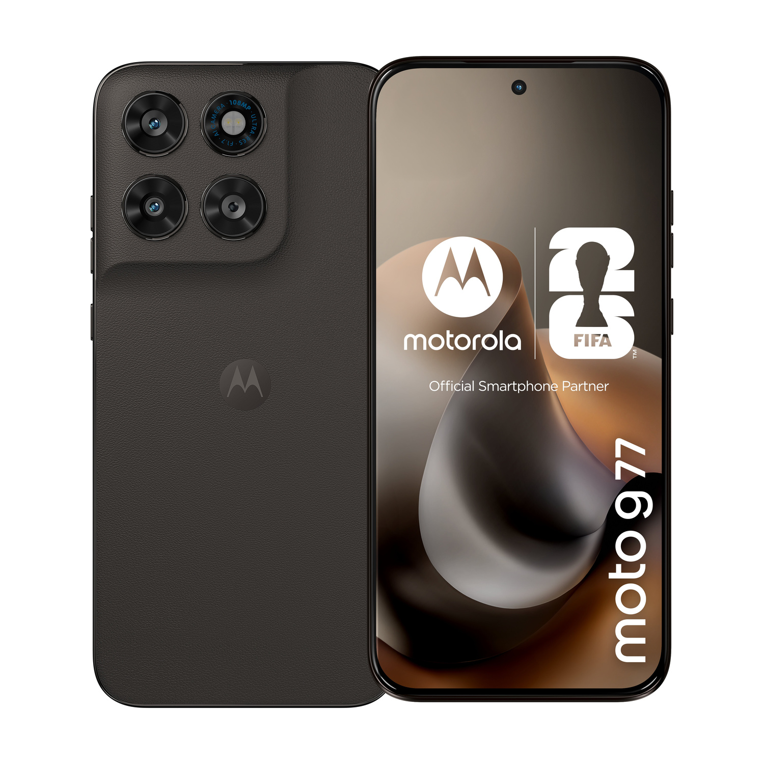 Uno smartphone Motorola Moto G 77 nero con quattro fotocamere e logo FIFA.