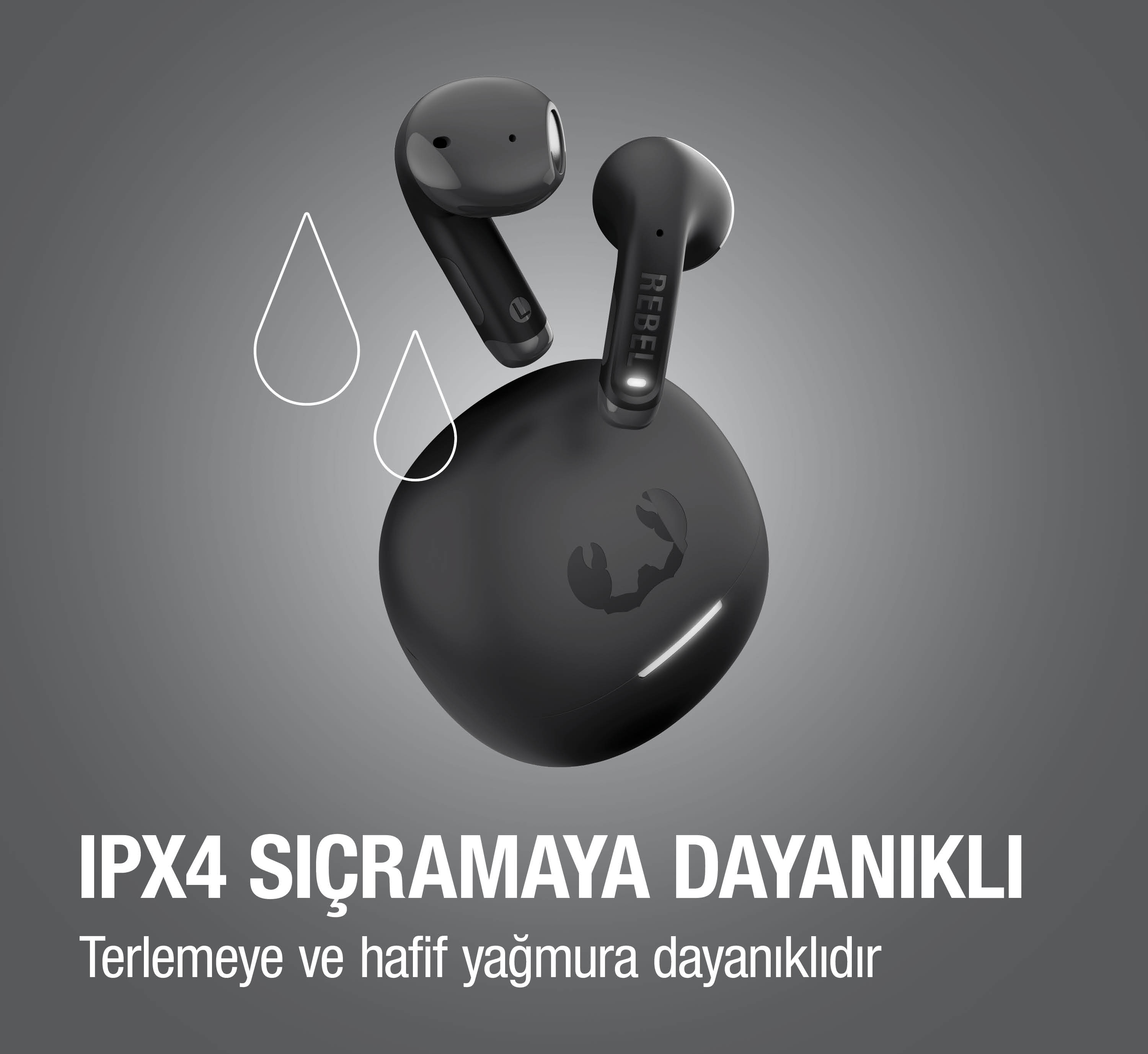 Siyah kablosuz kulaklıklar ve şarj kutusu, IPX4 sıçramaya dayanıklı.