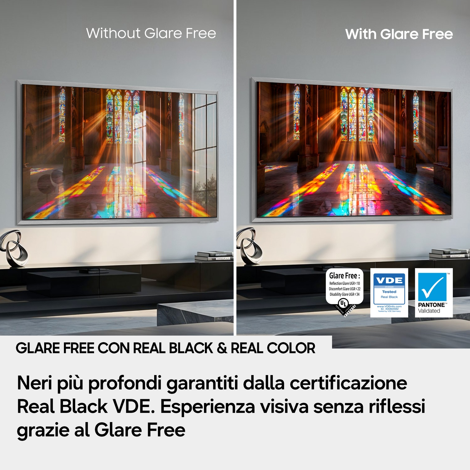 Confronto TV: Sinistra senza anti-riflesso, destra con anti-riflesso. Immagine vetrata chiesa.