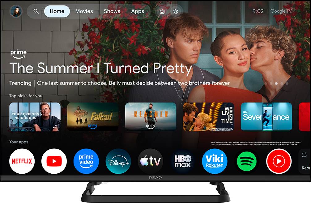 Egy TV képernyő streaming app felületet mutat filmcímekkel és app ikonokkal.