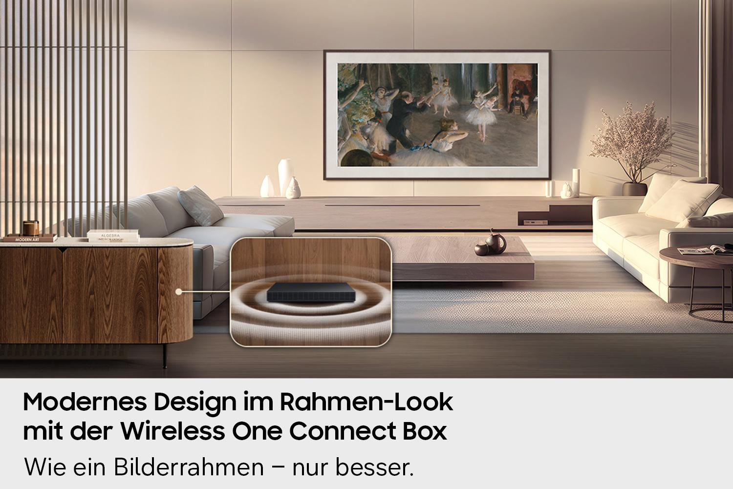Ein Wohnzimmer mit Kunstwerk und Wireless One Connect Box.