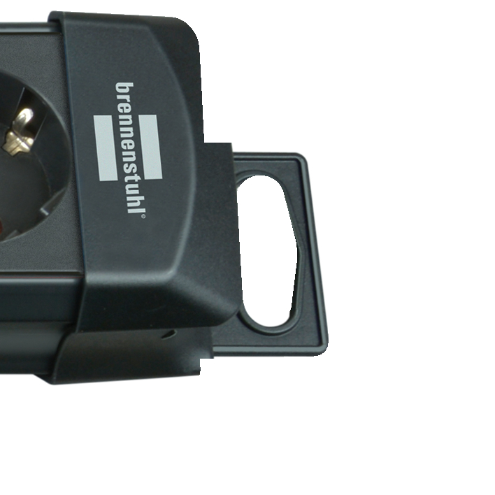 Schwarzer Netzstecker-Adapter mit Brennenstuhl-Logo und Steckdose.