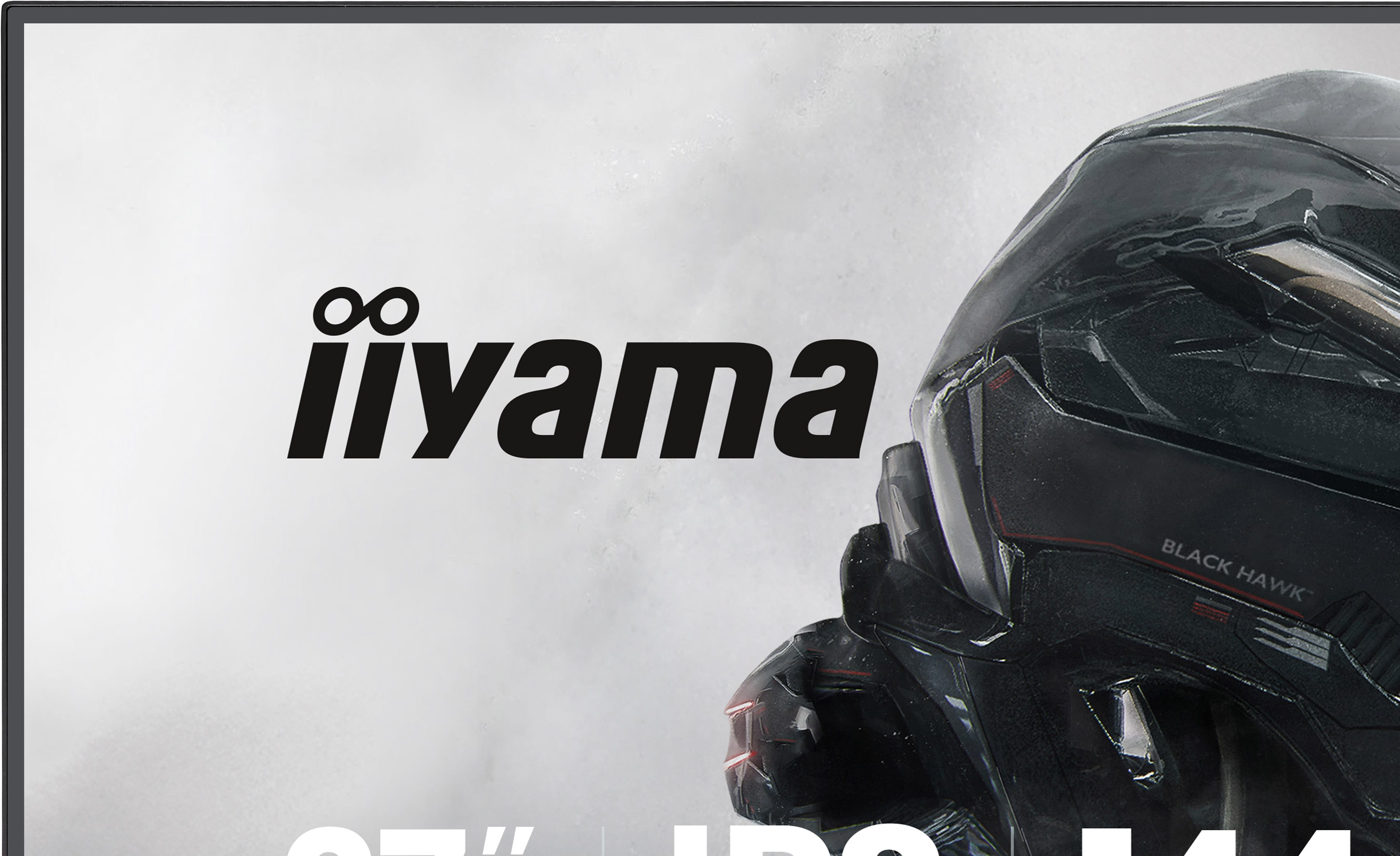 Logo Iiyama i część czarnego hełmu „Black Hawk” z czerwonymi akcentami.