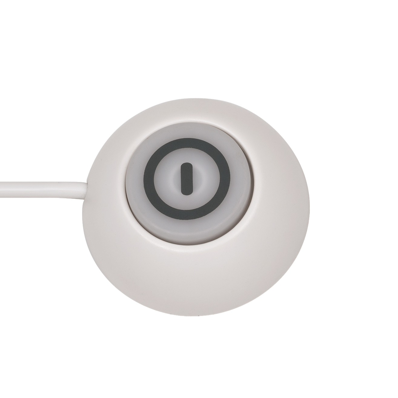 Ein weißer runder Knopf mit einem schwarzen Ein-/Ausschaltsymbol und einem Kabel.