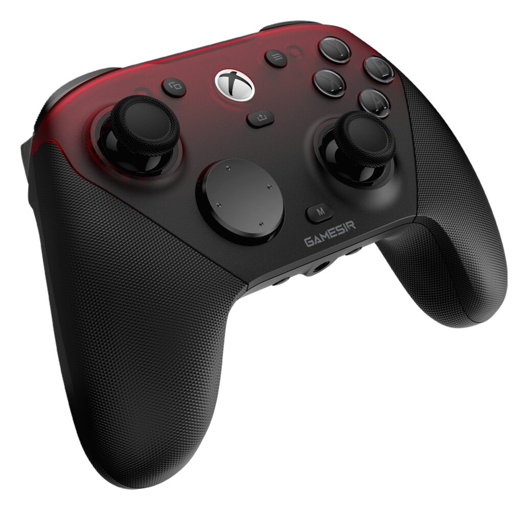 Czarny i czerwony kontroler Gamesir z analogowymi joystickami i przyciskami.