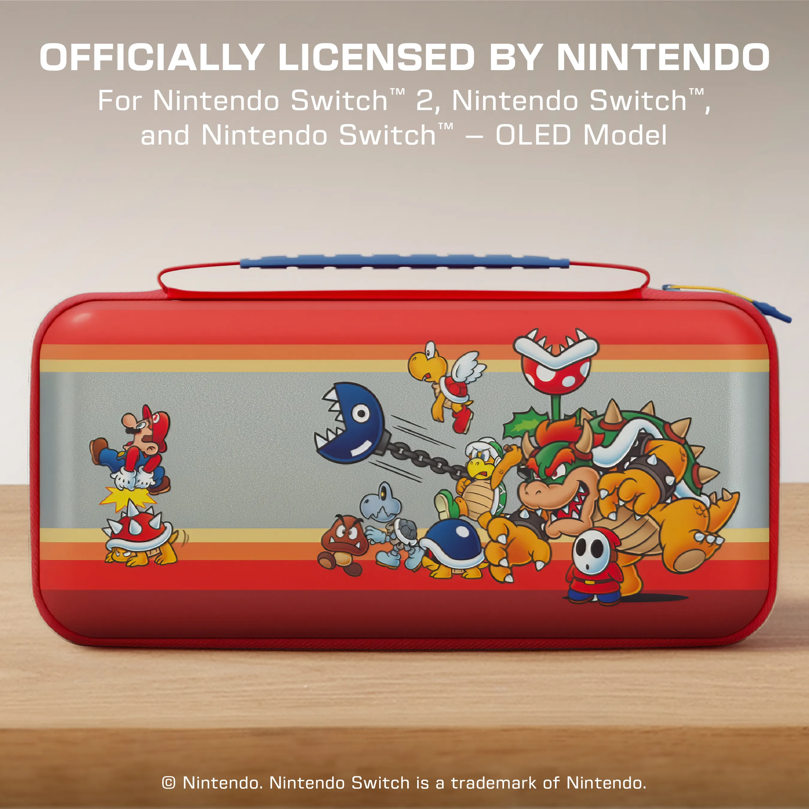 Étui rouge pour Nintendo Switch avec personnages Mario et rayures.