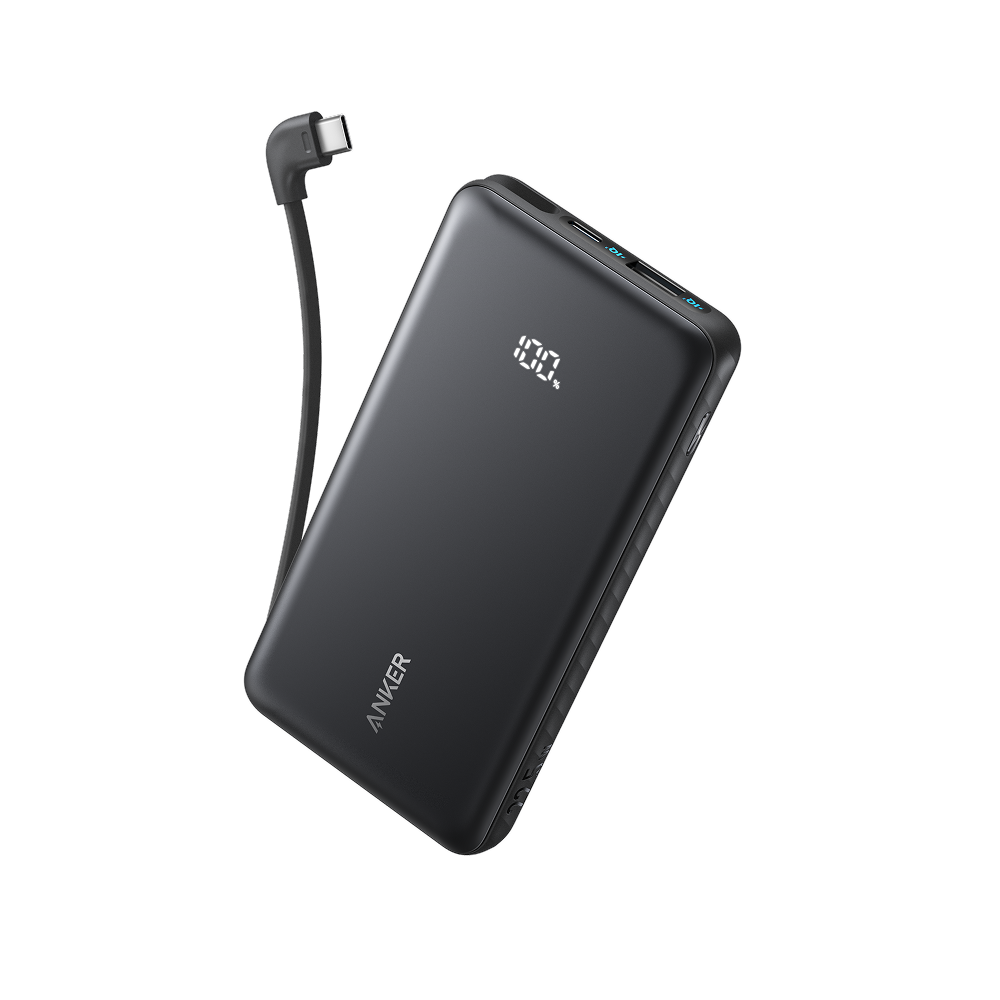 Schwarzes Anker Powerbank mit USB-C-Kabel und 100% Anzeige.
