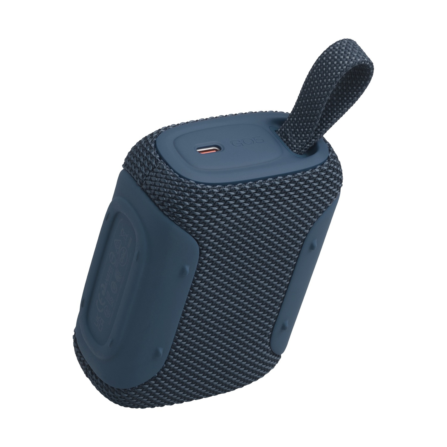 Un altoparlante portatile blu scuro con griglia in tessuto e laccio.