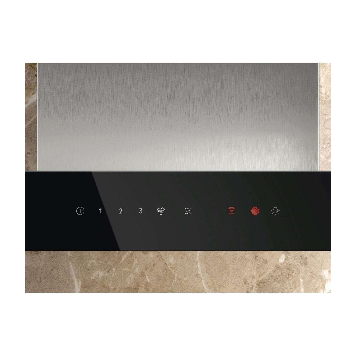 Cappa in acciaio inox con comandi touch e accenti in marmo.