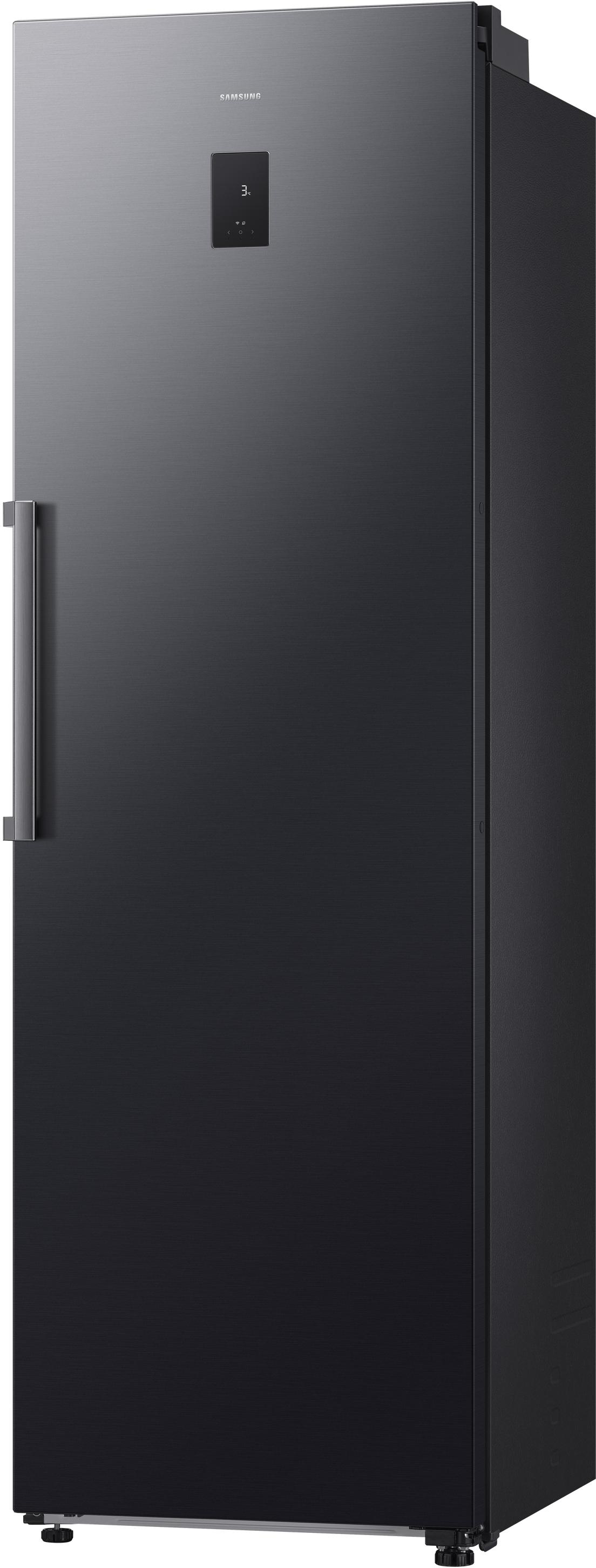 Ein dunkler Samsung Kühlschrank mit silbernem Griff und einem digitalen Display.