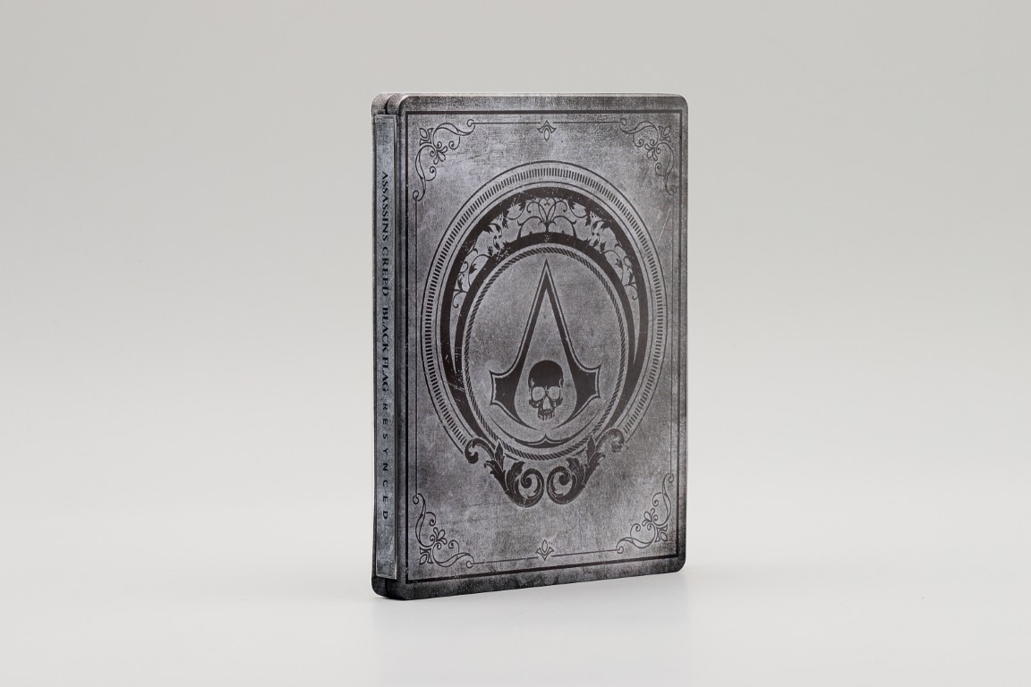 Srebrny steelbook do Assassins Creed Black Flag z logo czaszki.