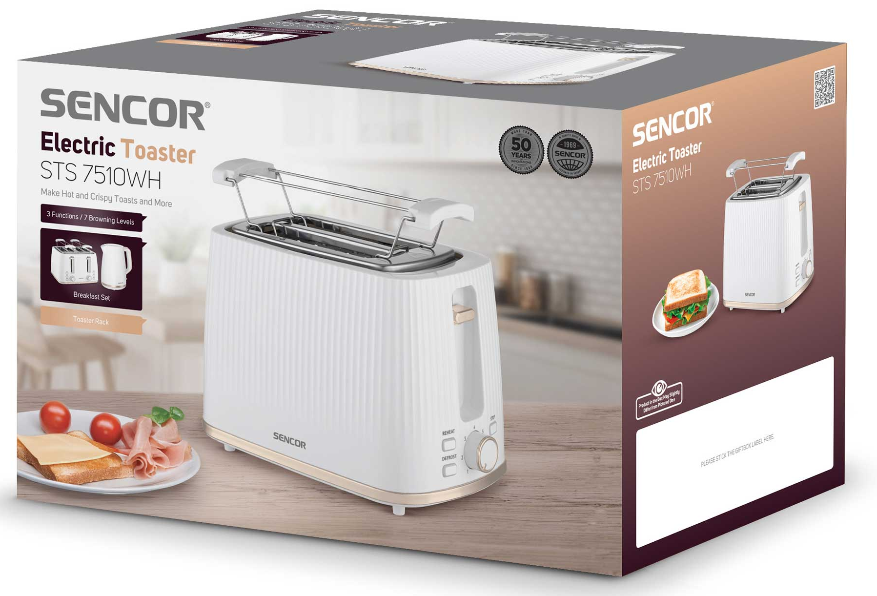 Egy fehér SENCOR STS 7510WH kenyérpirító fa felületen reggelivel.