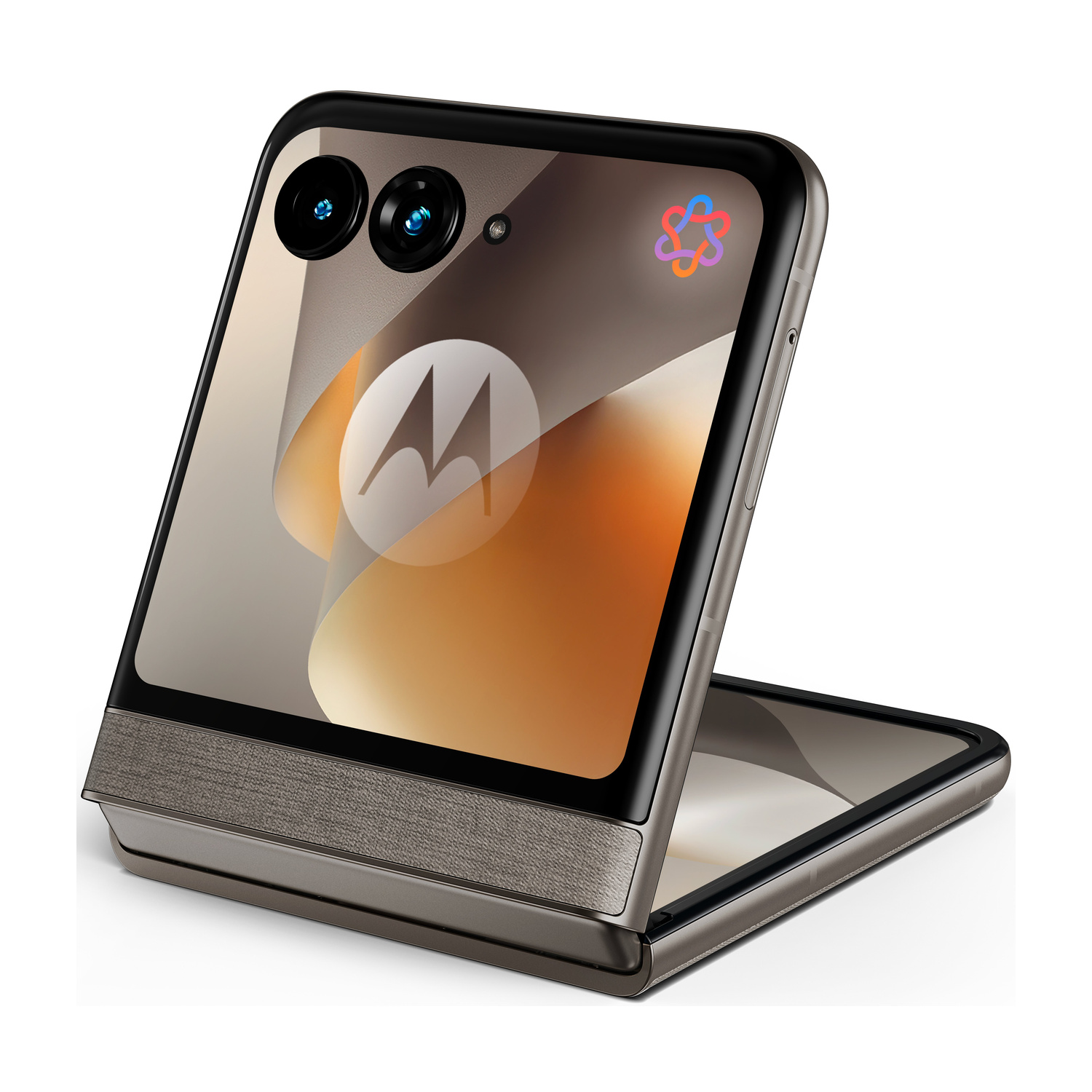 Un flip phone Motorola grigio è aperto, con doppia fotocamera e logo Motorola.