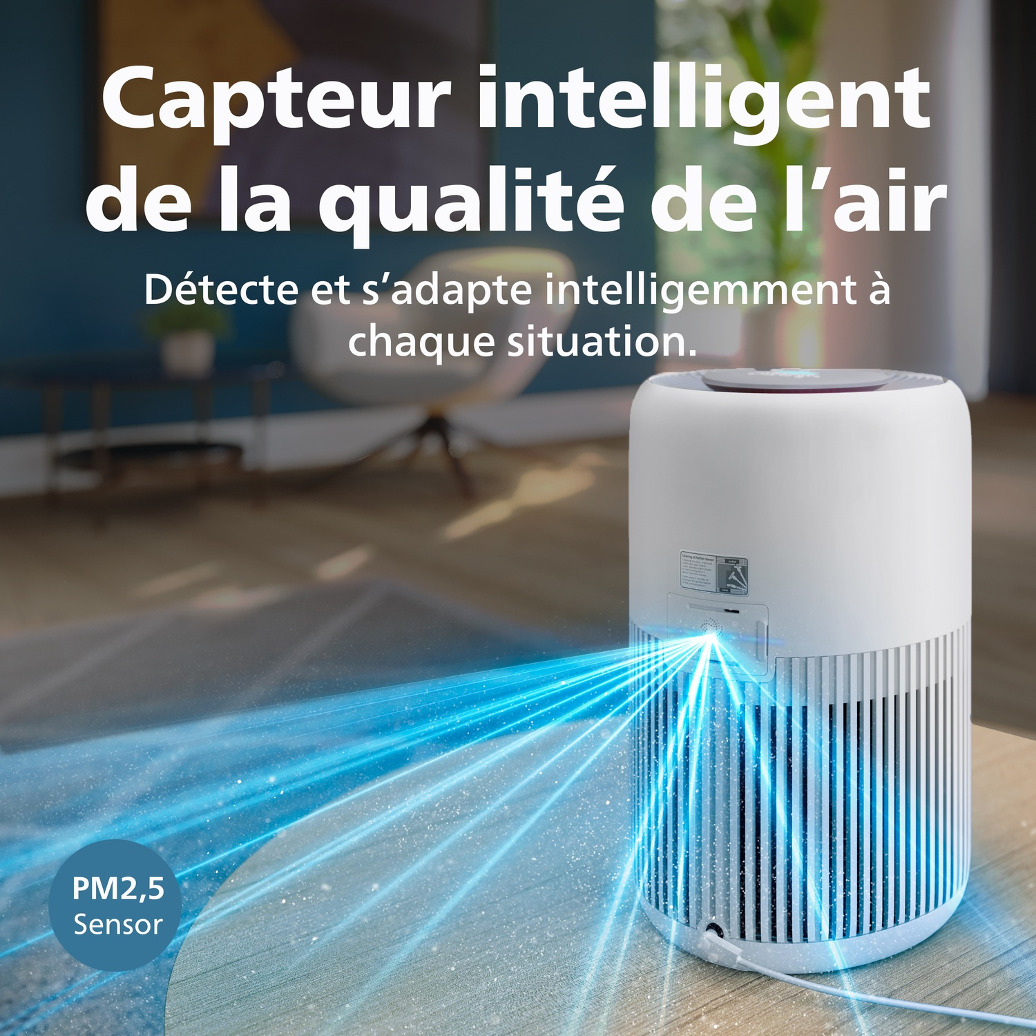 Un purificateur d'air blanc avec des faisceaux bleus indiquant les PM2,5.
