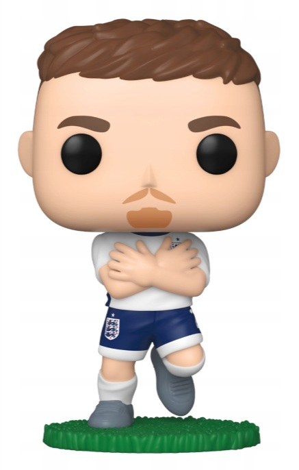 Figurka Funko Pop piłkarza w białej koszulce i niebieskich spodenkach, ze skrzyżowanymi rękami.