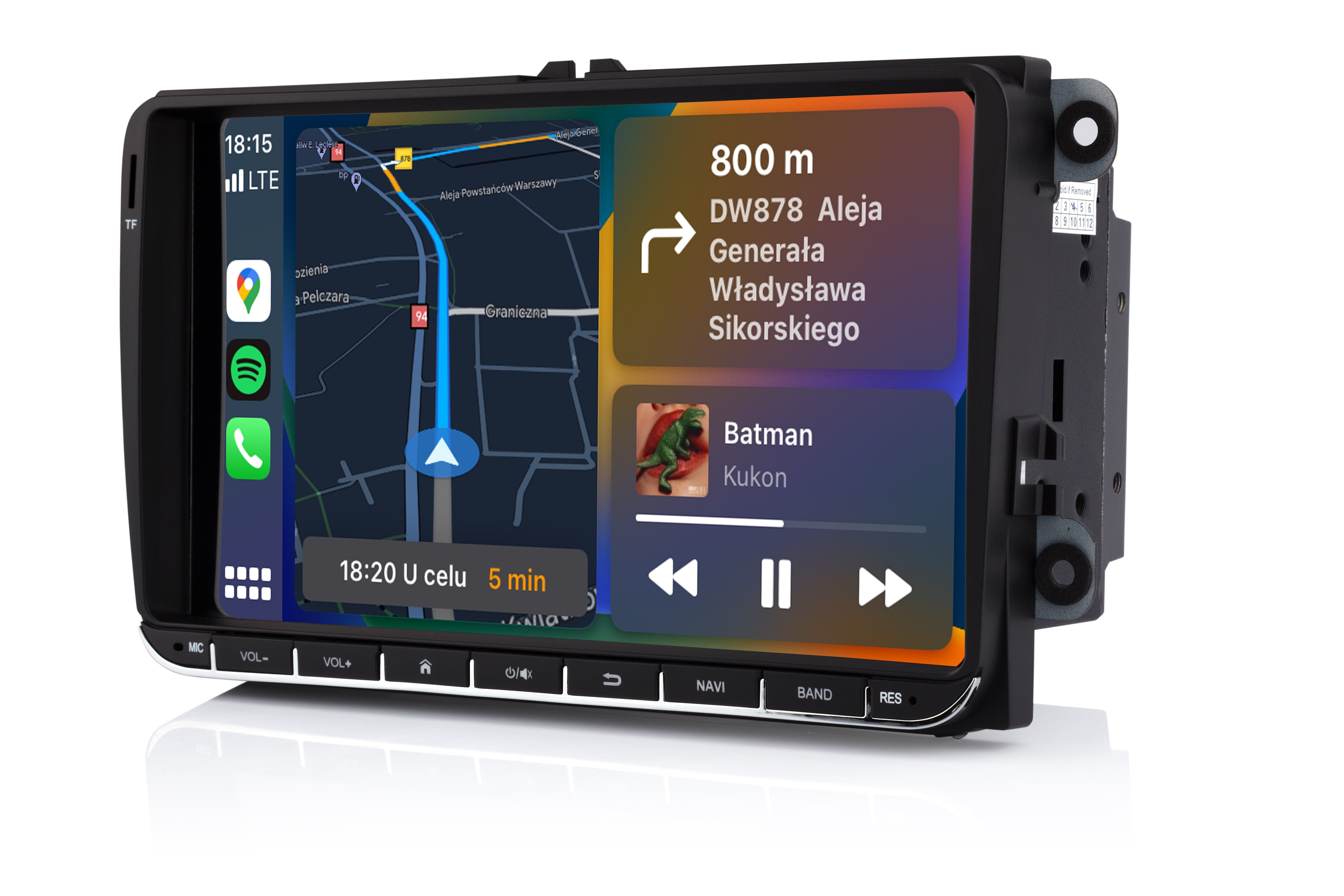 Radio samochodowe wyświetla mapę nawigacji i odtwarzanie muzyki z kontrolkami.