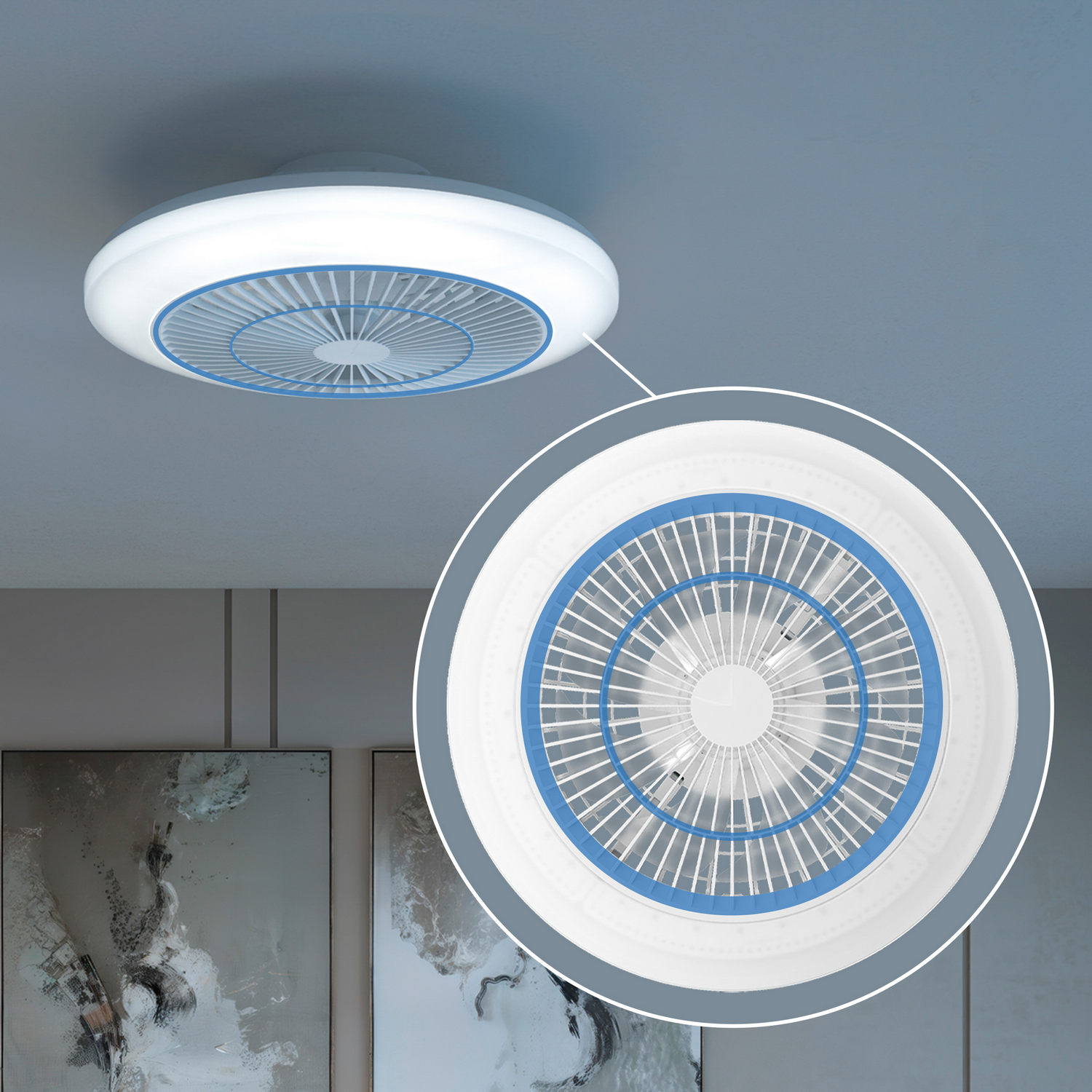 Moderna lámpara de techo con ventilador integrado y detalles azules.