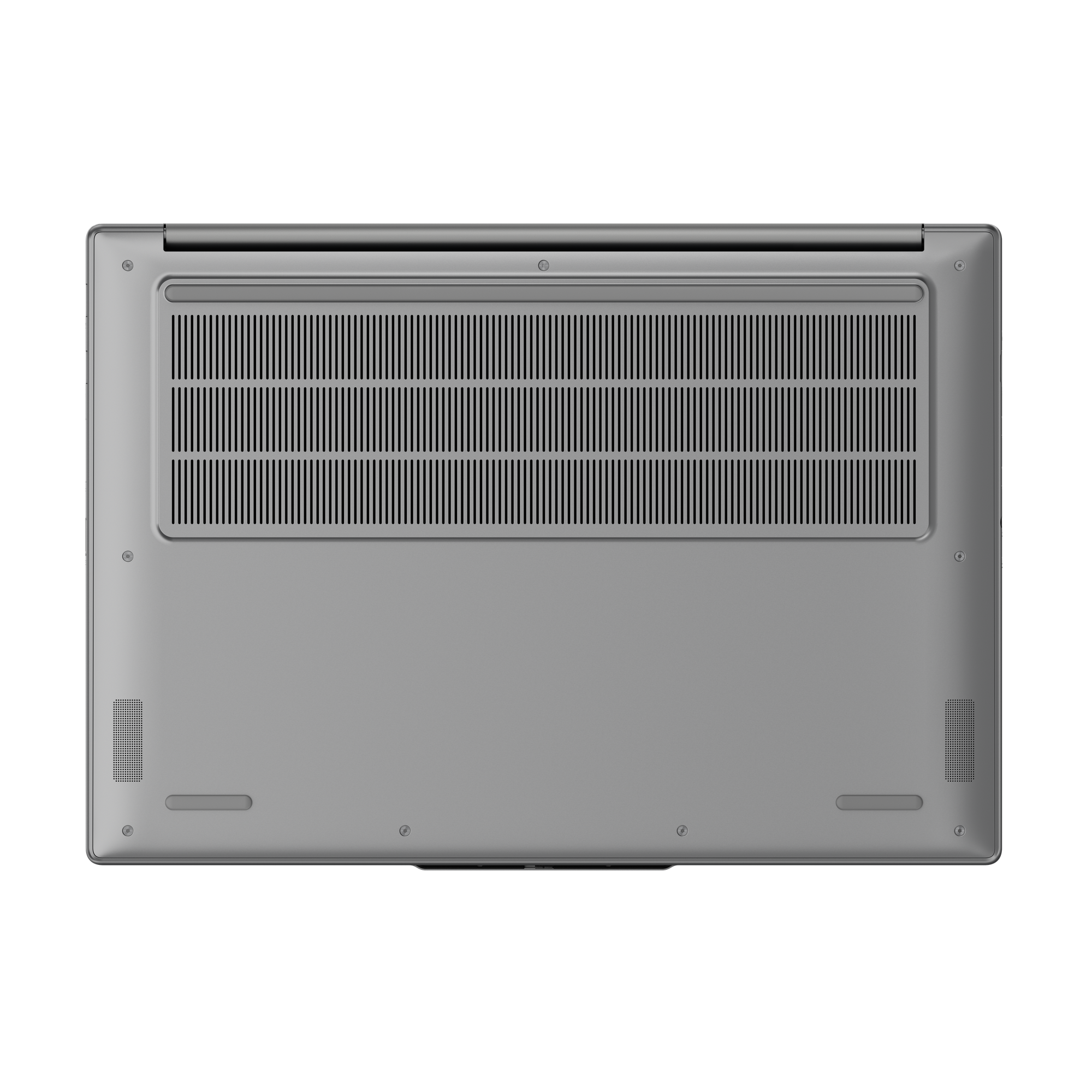 Unterseite eines silbernen Laptops mit Lüftungsschlitzen und Lautsprechergittern.