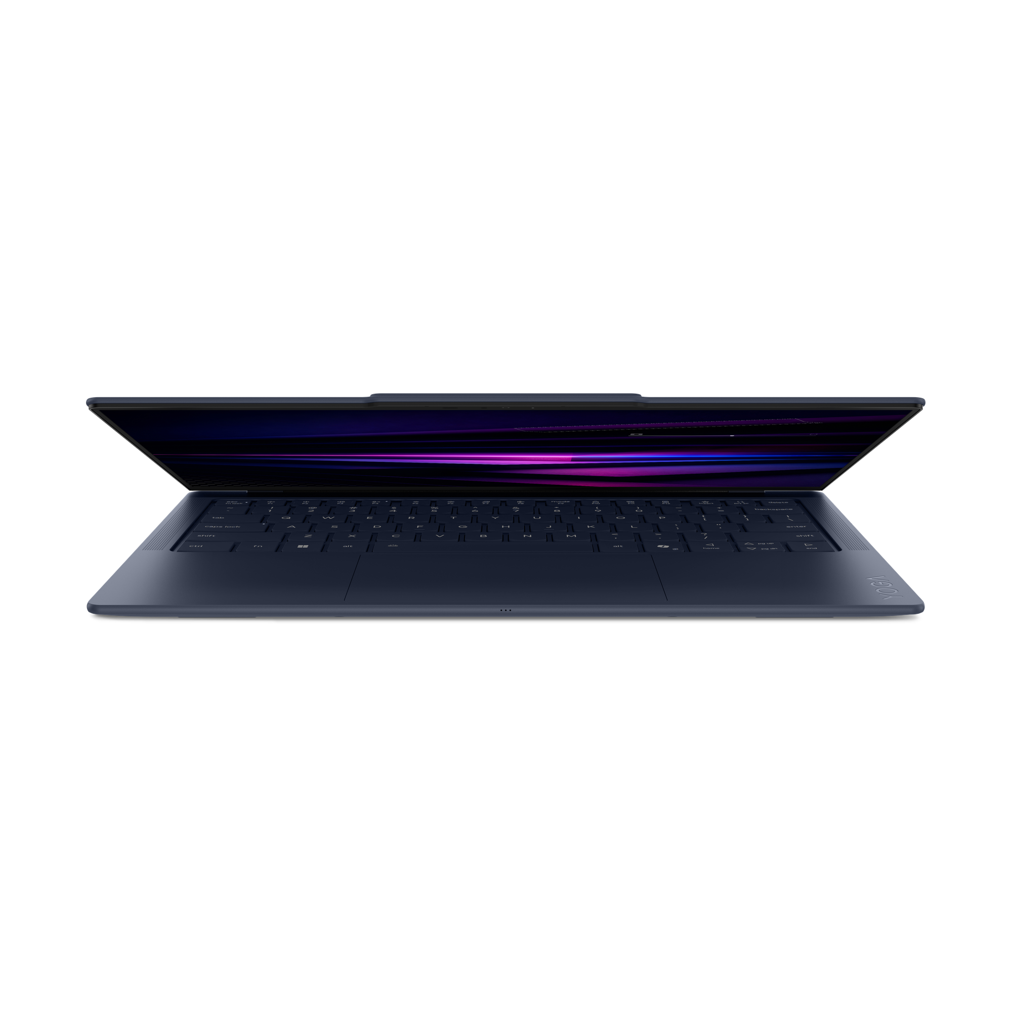 Ein geöffneter, dunkelblauer Laptop mit beleuchtetem Bildschirm auf schwarzem Hintergrund.