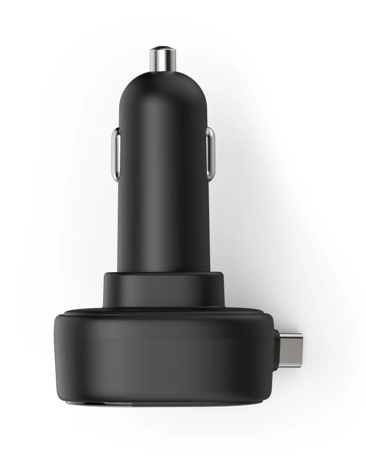 Czarny samochodowy adapter USB-C ze srebrnymi akcentami na białym tle.