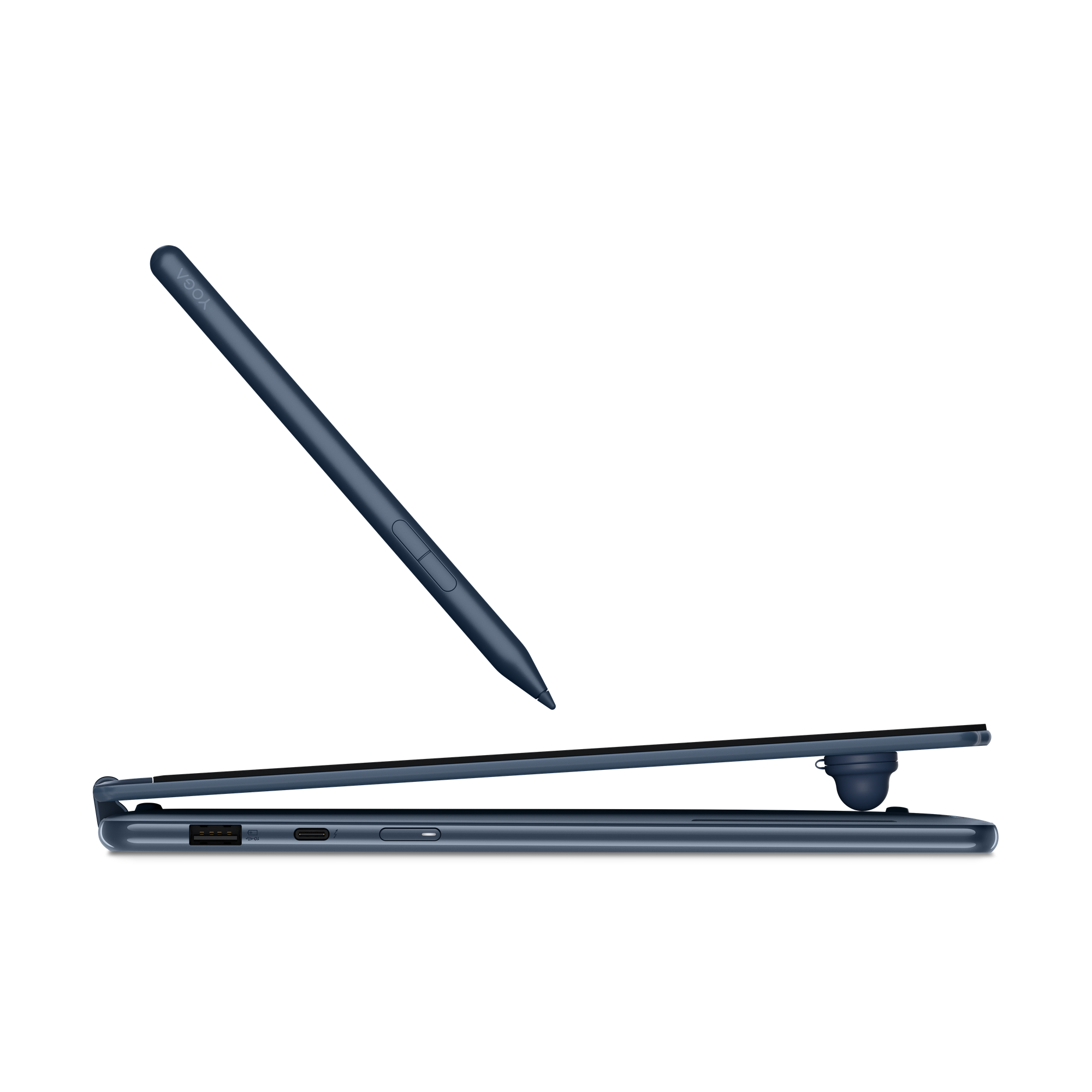 Ein blauer Stift liegt über einem geöffneten blauen Laptop.