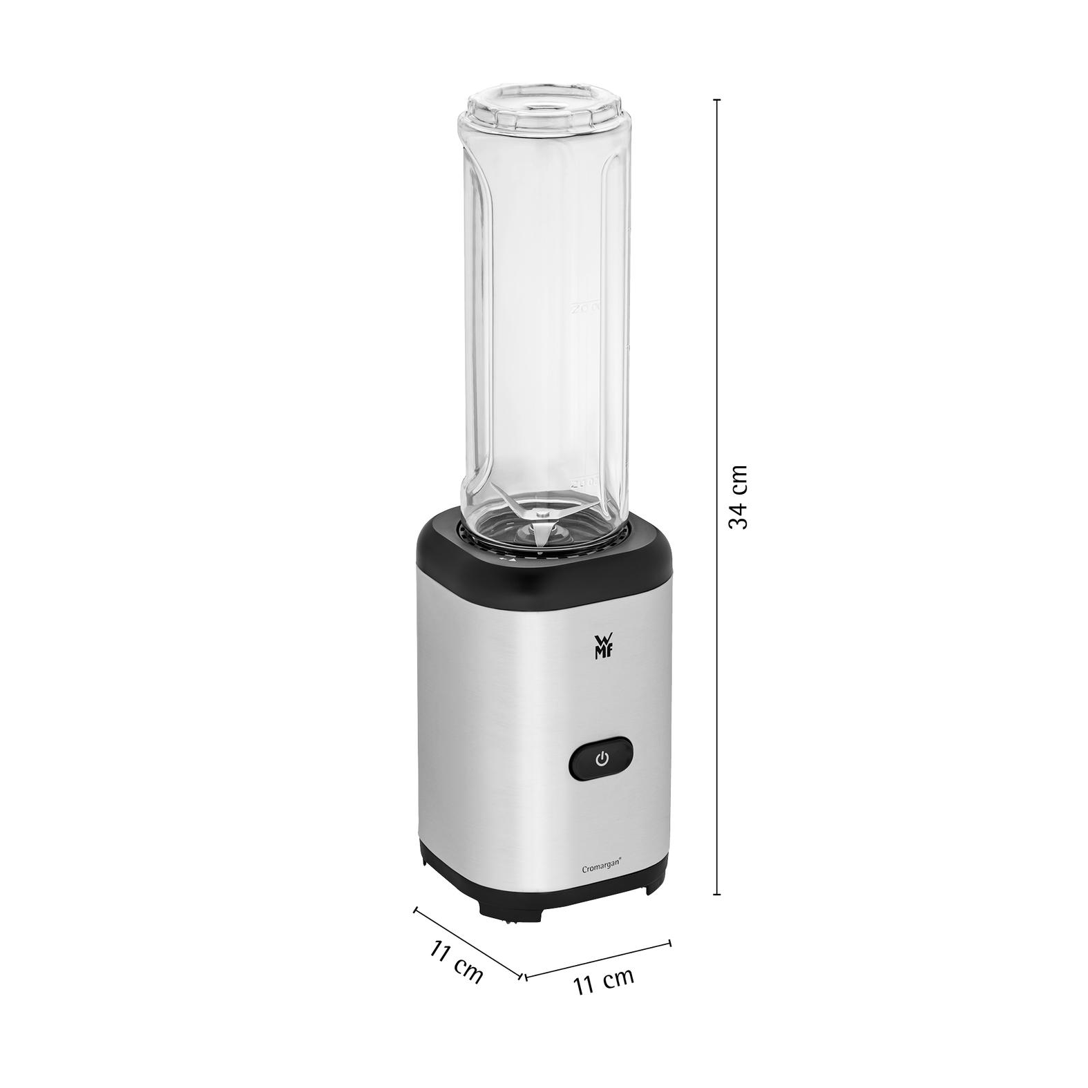 Ein silberner Standmixer mit einem transparenten Becher und schwarzen Akzenten.