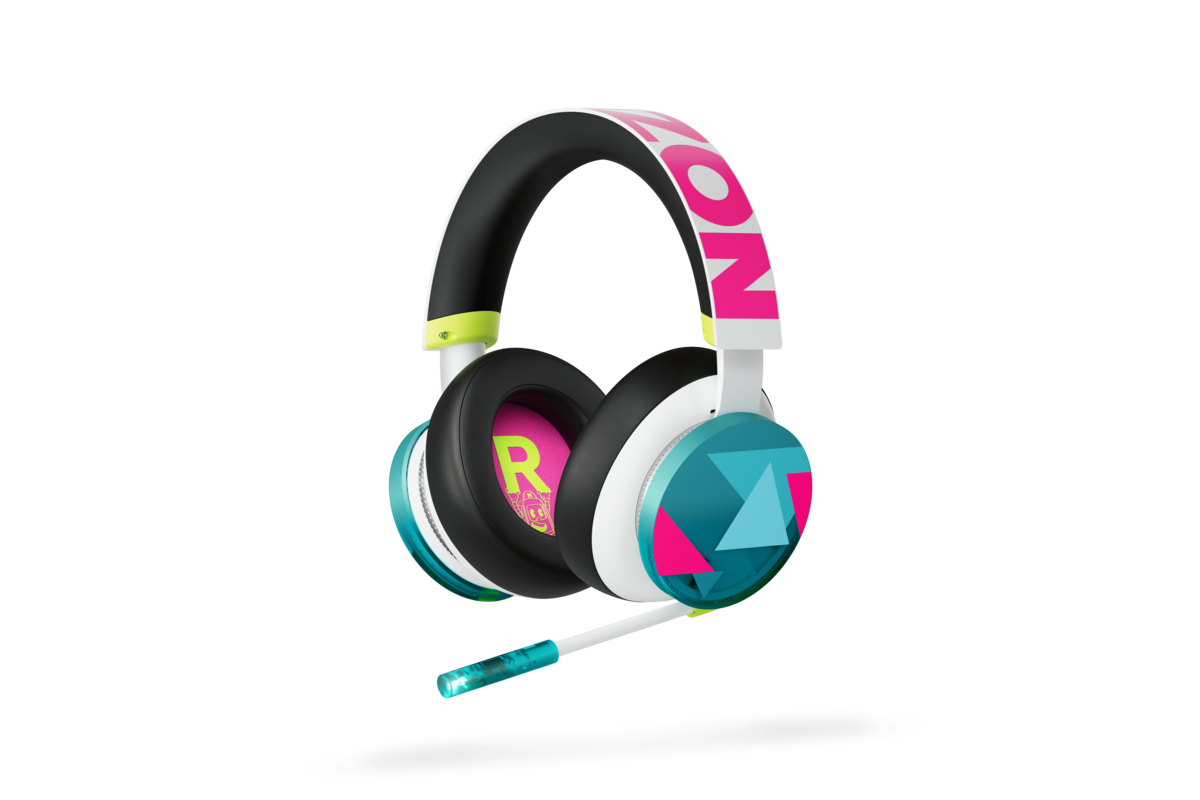 Auriculares con detalles de neón, patrones geométricos y micrófono.