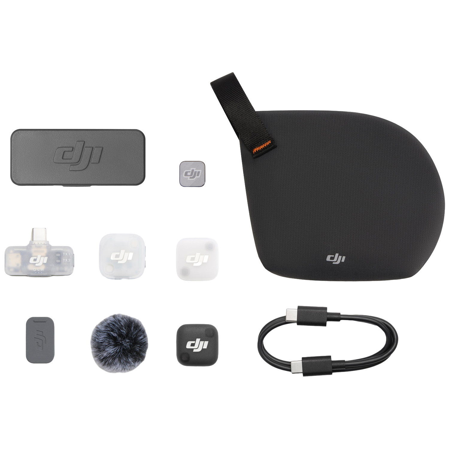 Accessoires DJI : émetteurs, récepteur, bonnets coupe-vent, câble et étui.