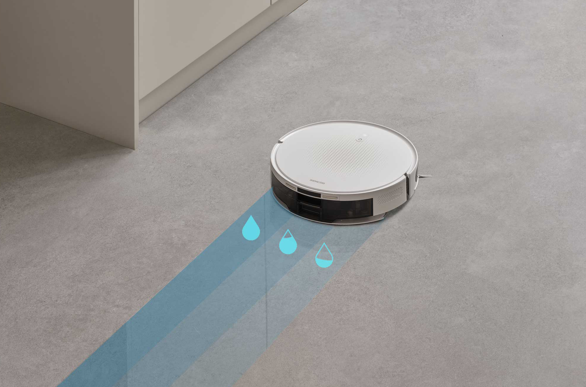 Egy fehér robotporszívó szürke padlót tisztít, kék vízcsepp ikonokkal.