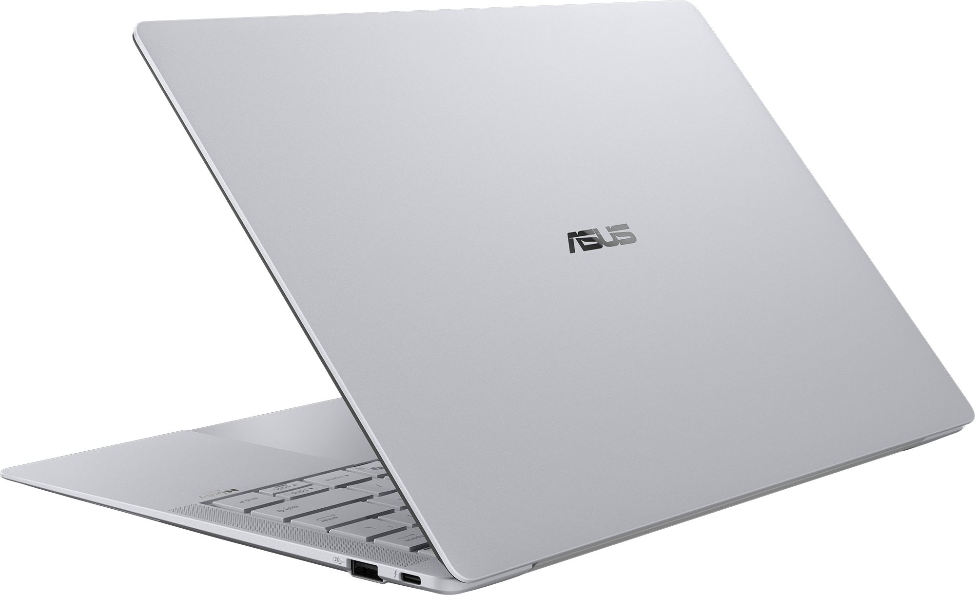 Egy ezüst Asus laptop nyitva, látszik a billentyűzet és a logó.