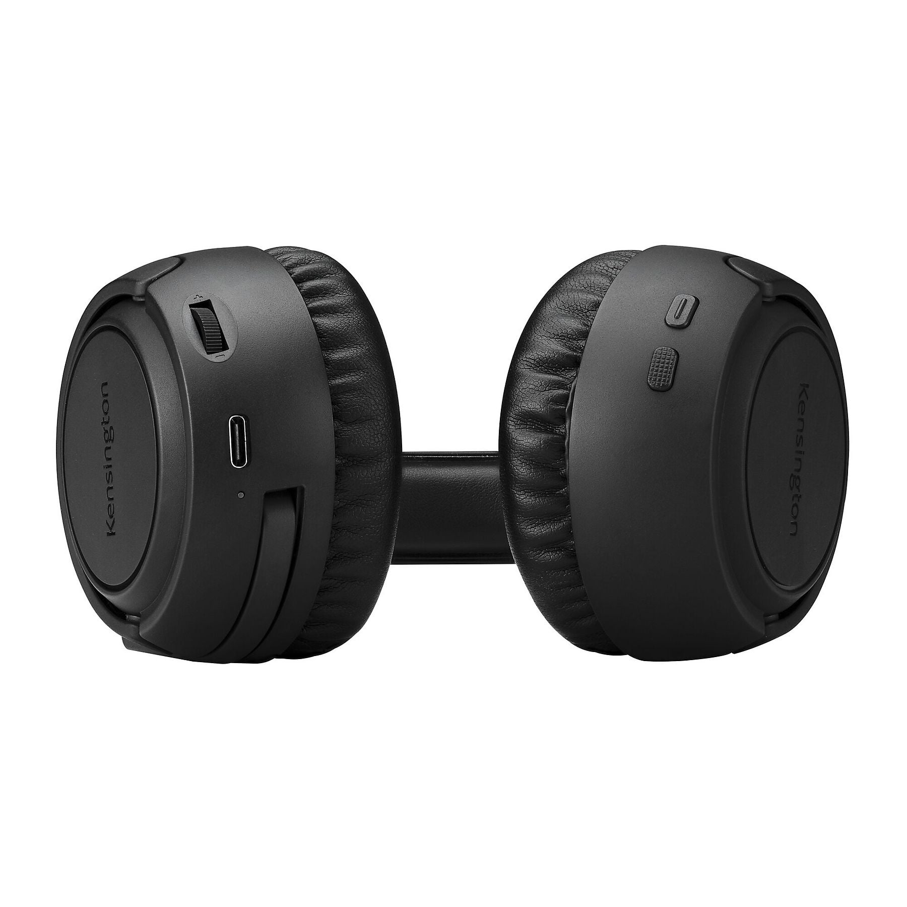 Fekete fejhallgató fülpárnákkal és Kensington logóval. USB-C port látható.