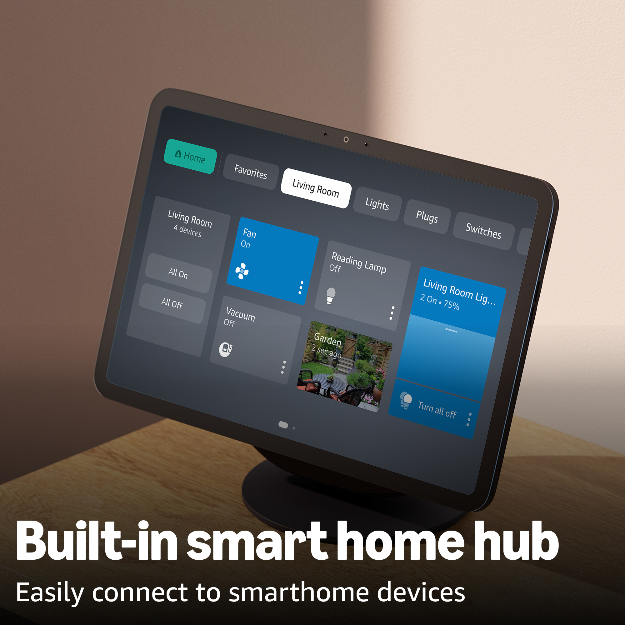Ein Tablet zeigt die Benutzeroberfläche eines Smart-Home-Systems mit verschiedenen Geräten.