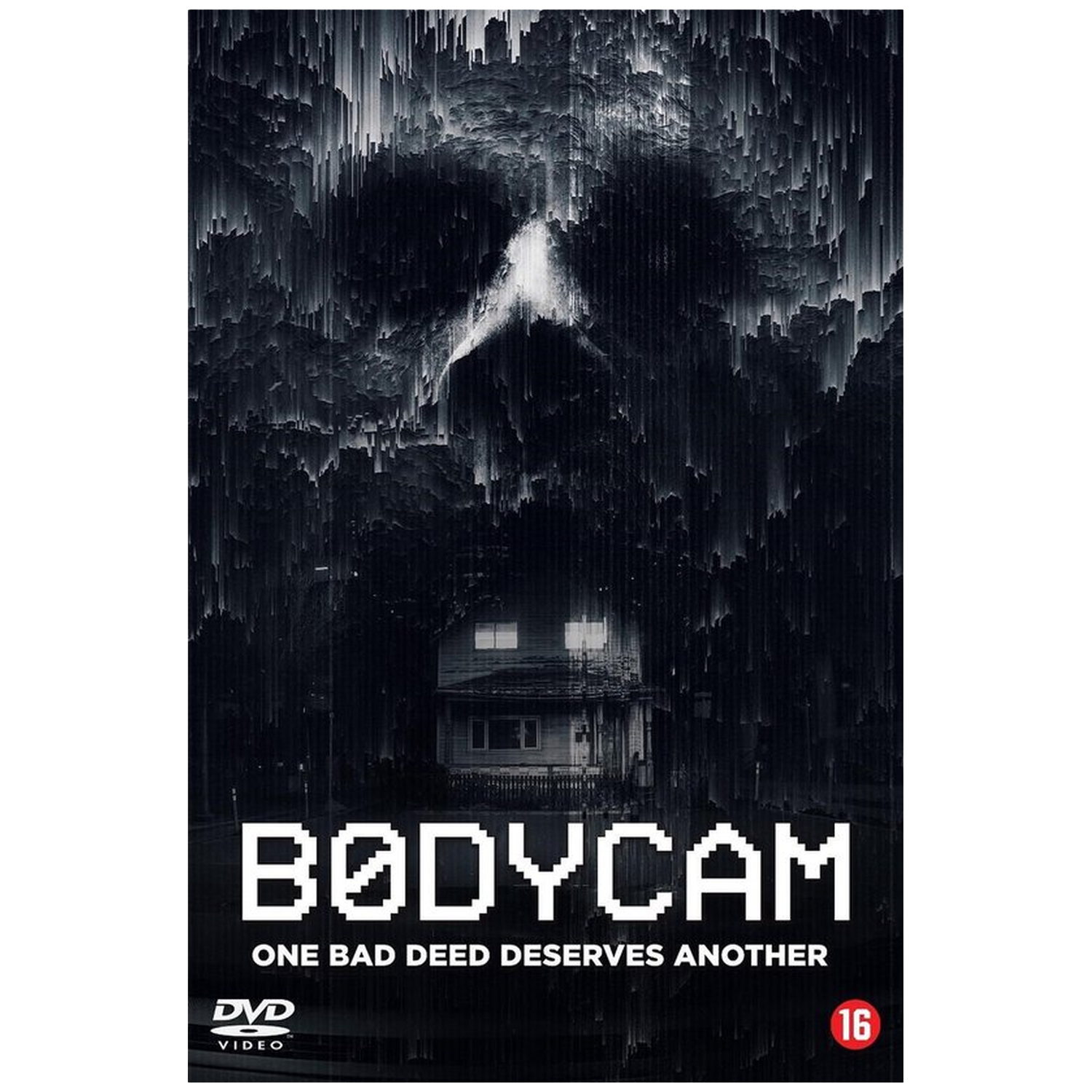 Une maison sous un visage déformé, "BODYCAM".