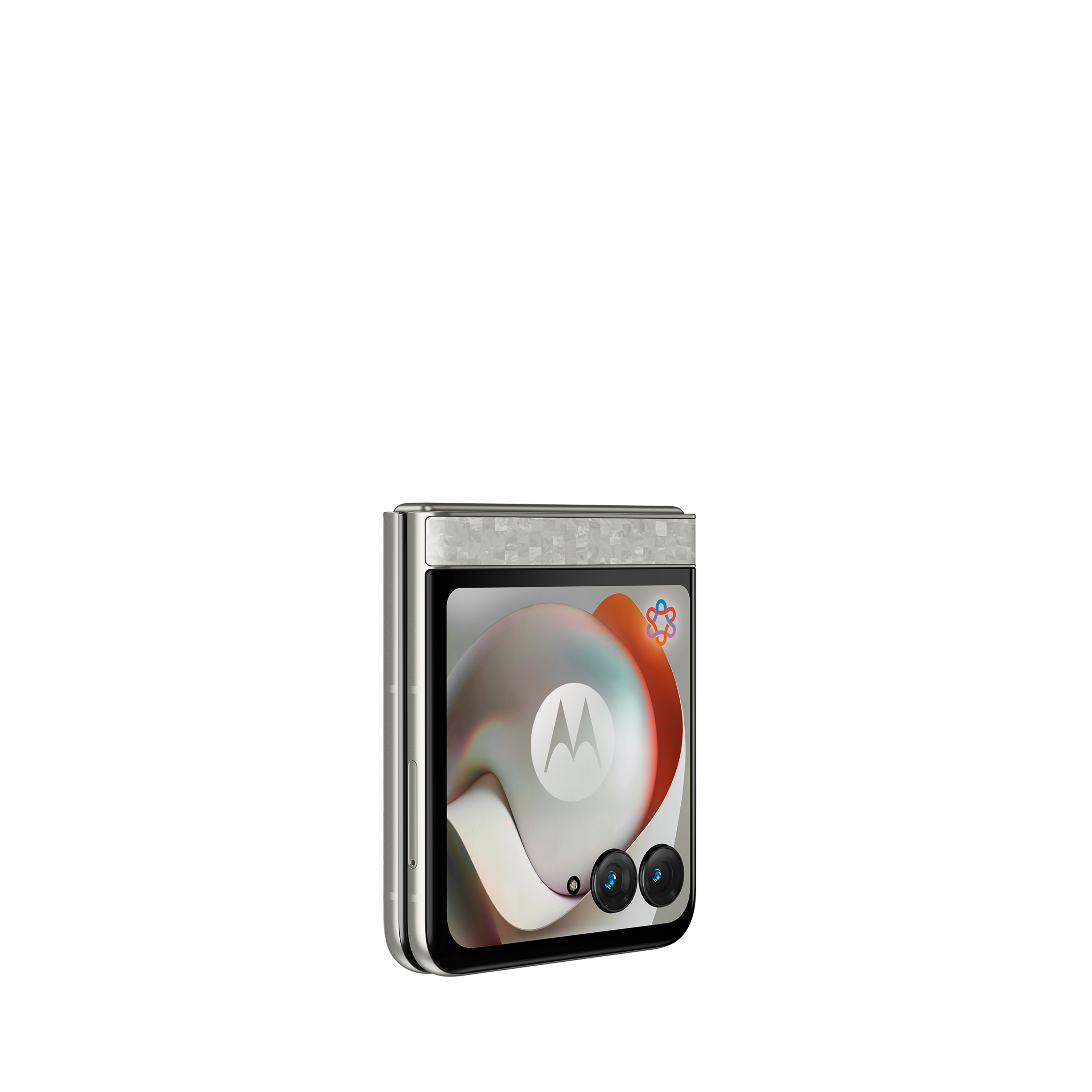 Ein geschlossenes Motorola Razr-Handy mit Muster auf der Rückseite und zwei Kameras.