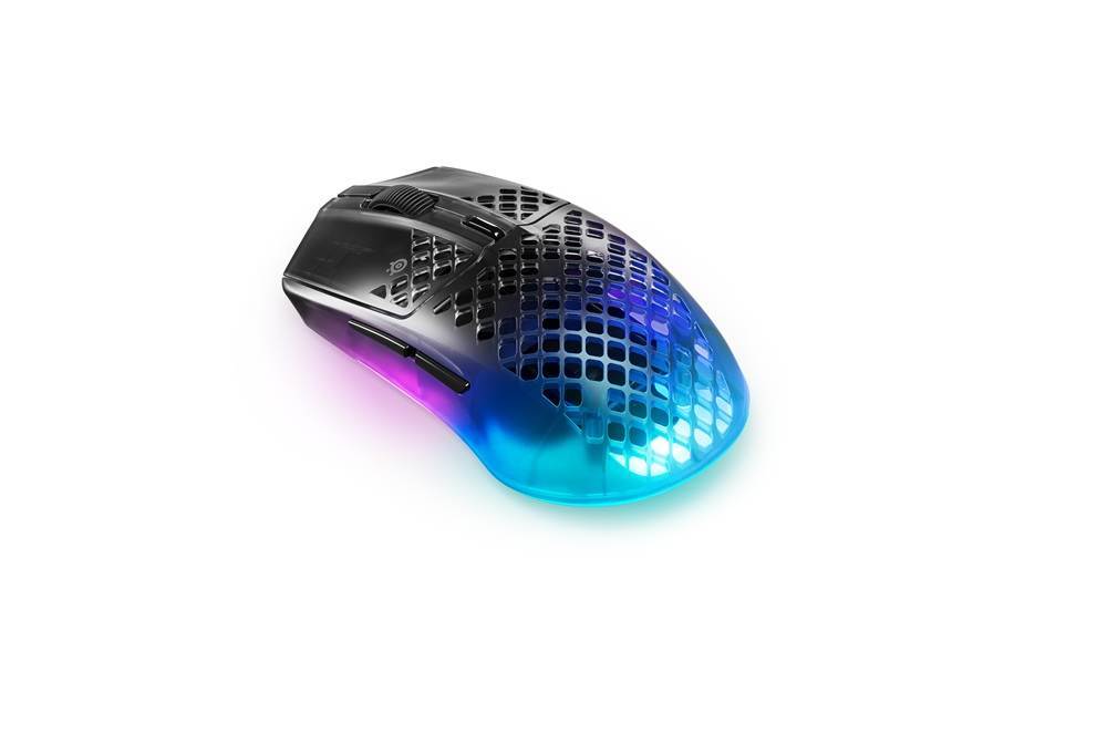 Mavi ve mor RGB aydınlatmalı siyah oyuncu faresi.