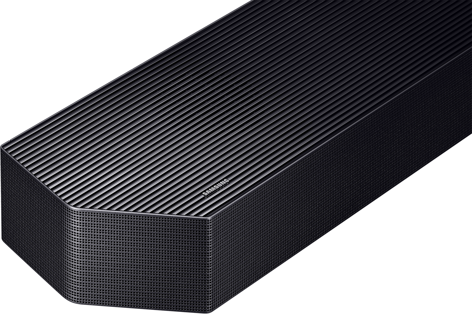 Schwarzer Samsung Soundbar mit gerillter Oberseite und perforierten Seiten.