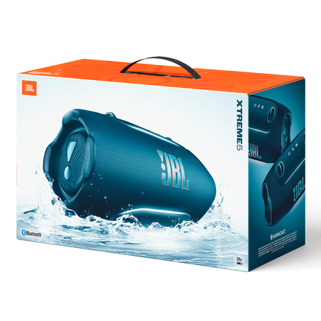 Kék JBL Xtreme 5 hangszóró vízzel fröcskölődve a csomagoláson.