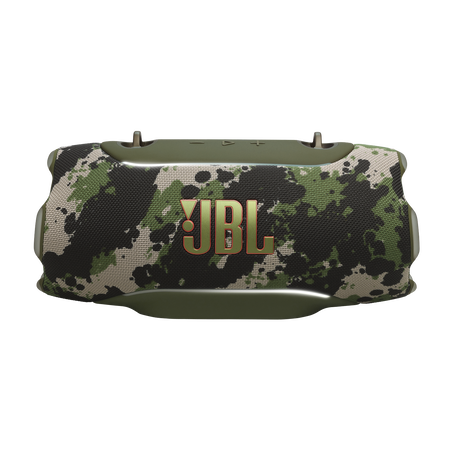 Terepszínű JBL hangszóró camo mintával fekete háttéren.