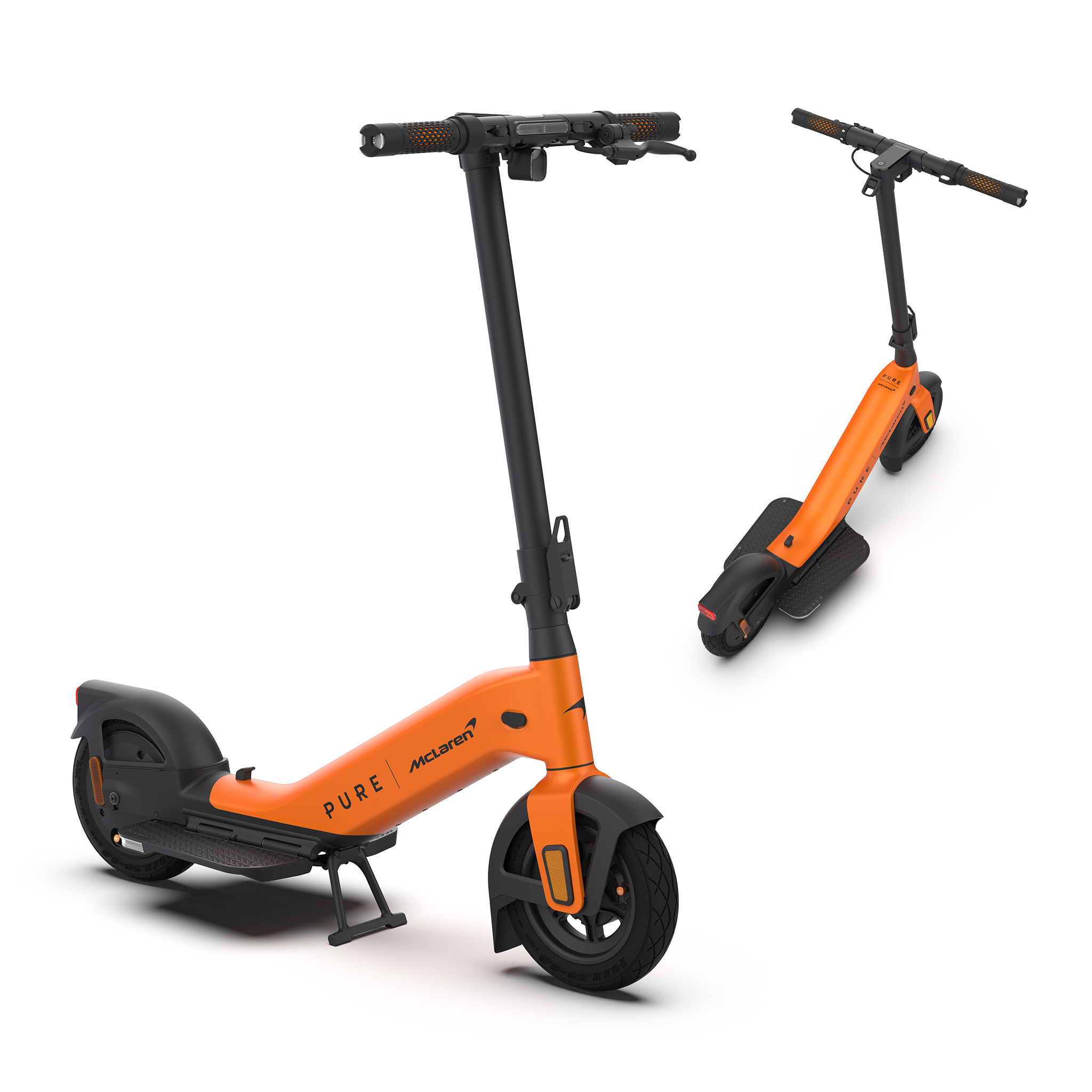 Ein orangefarbener Elektroroller mit McLaren-Branding, auf weißem Hintergrund.